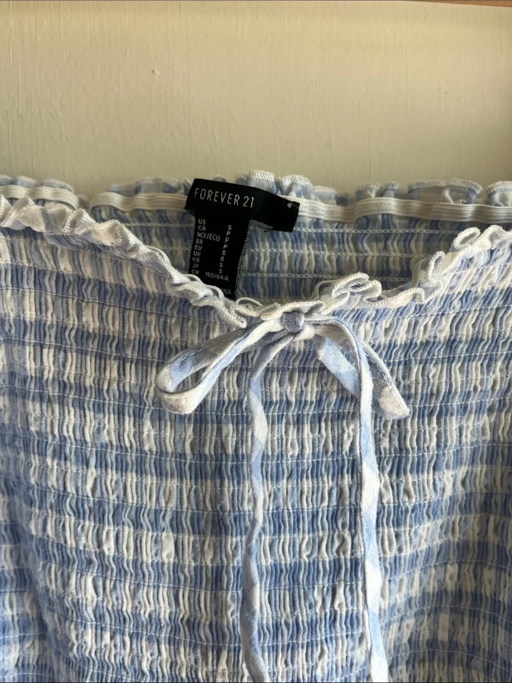 Forever 21 Pastel Blue Gingham Smocked Puff-Sleeve Crop Top - Picture 2 of 4